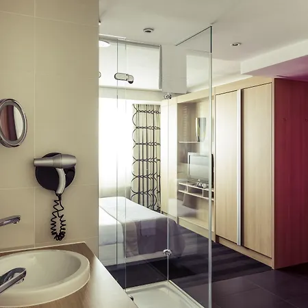 Mercure 4*